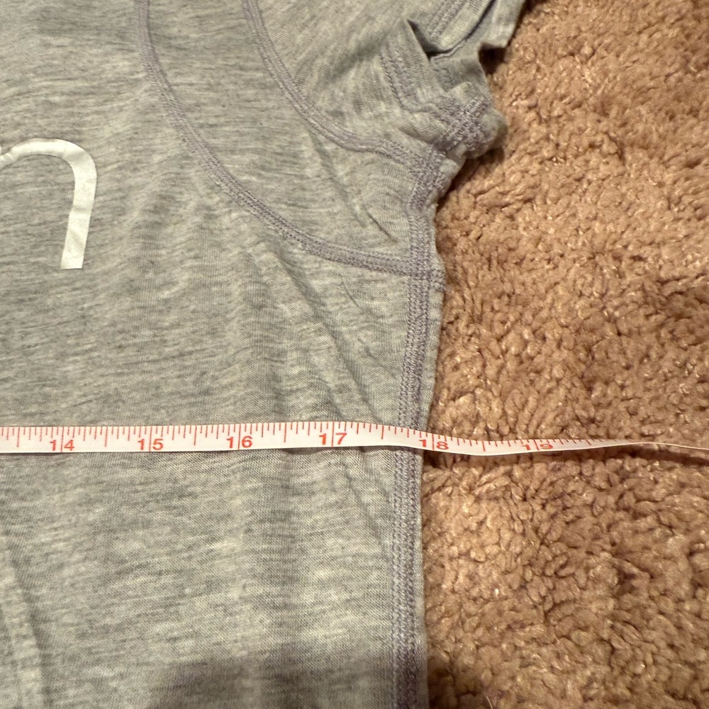 Calvin Klein Performance Top - Picture 3 of 4